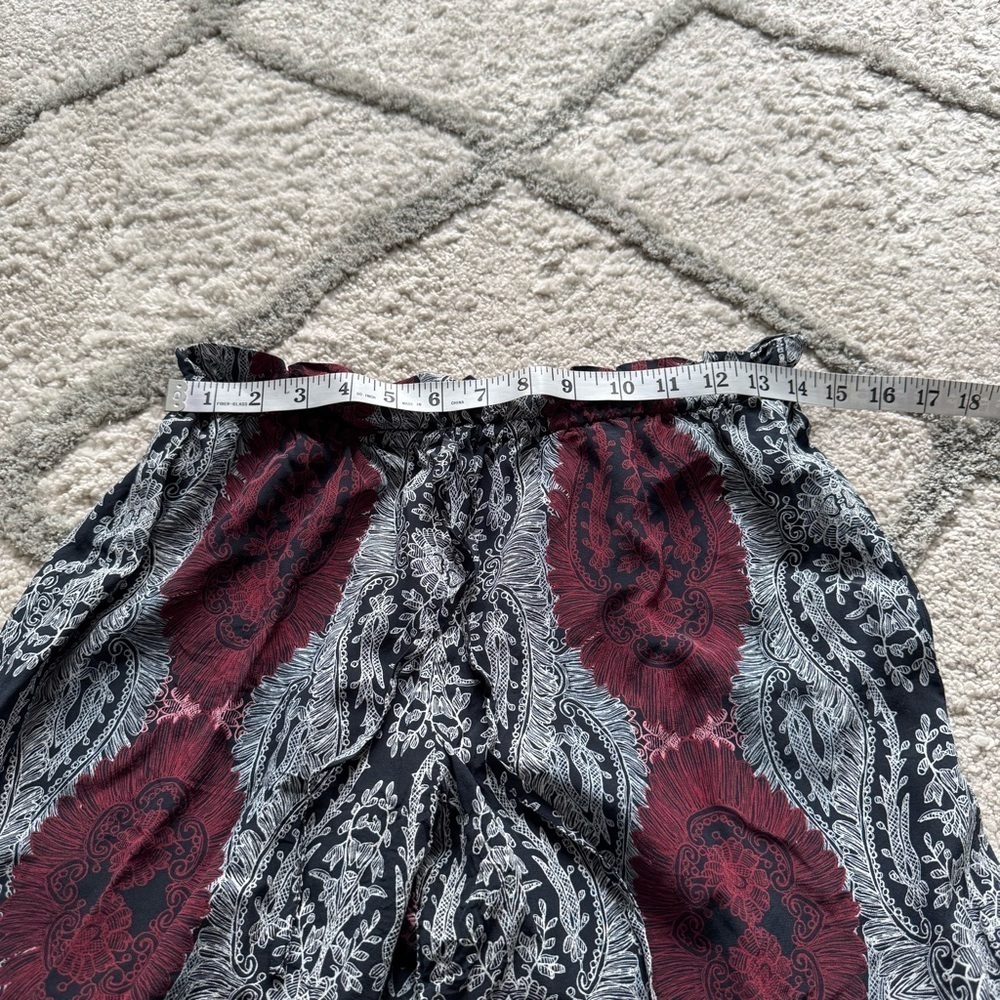 Intermix pull on wide leg Pants 100% Silk Black White Red Cut Out Sides small - Picture 7 of 10